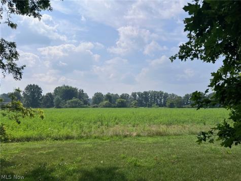 36143 Jason Drive Grafton OH 44044