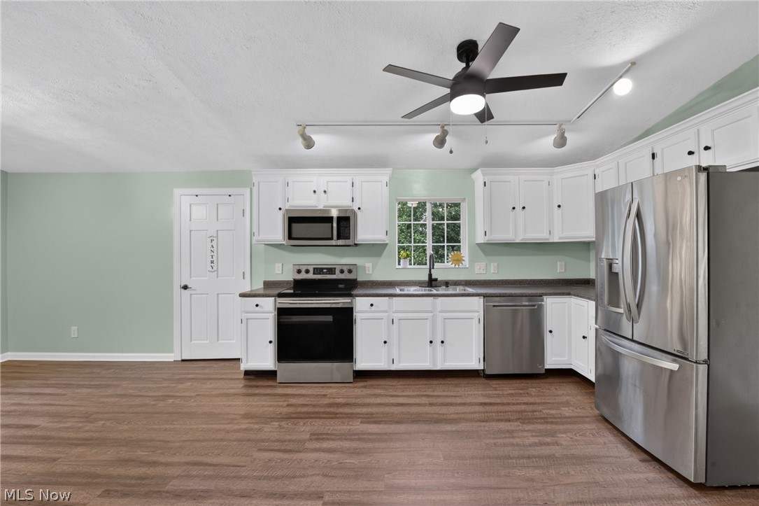 7915 Hill Church Street SE East Canton OH 44730