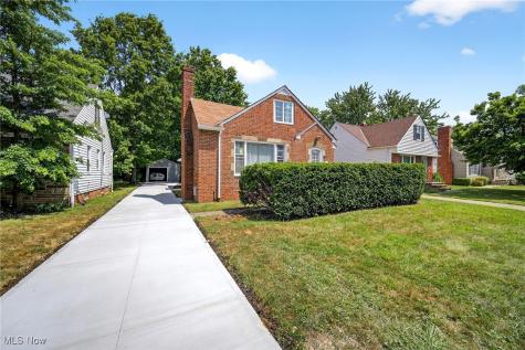 4197 Okalona Road South Euclid OH 44121