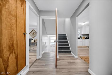 4197 Okalona Road South Euclid OH 44121
