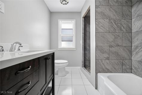 4197 Okalona Road South Euclid OH 44121