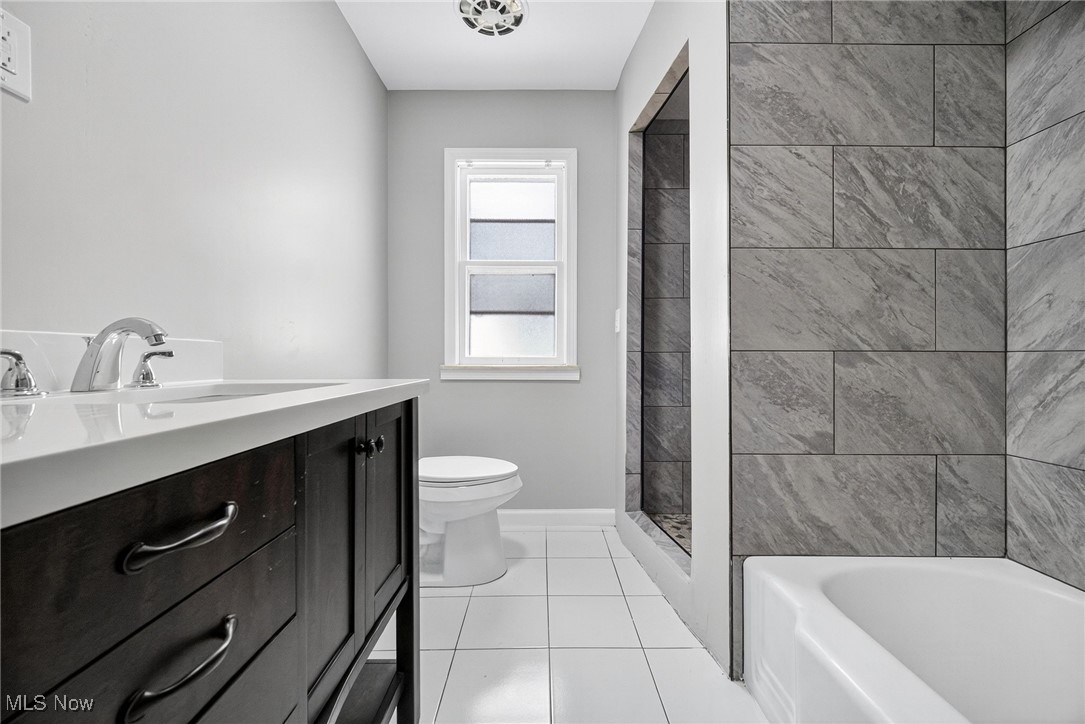 4197 Okalona Road South Euclid OH 44121