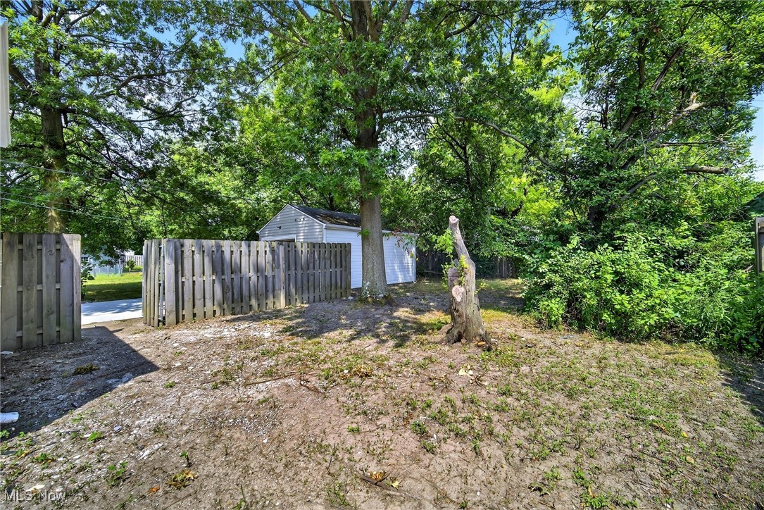 4197 Okalona Road South Euclid OH 44121