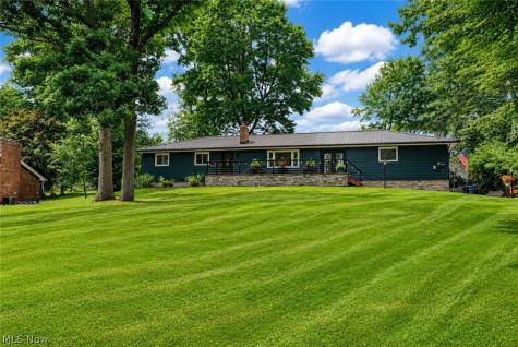 727 Sleepy Hollow Drive Uniontown OH 44685