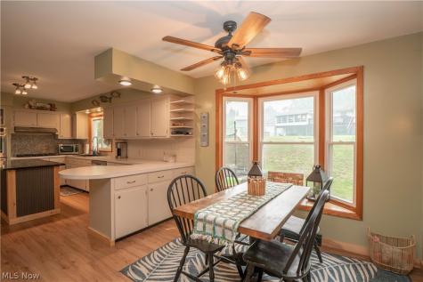 727 Sleepy Hollow Drive Uniontown OH 44685