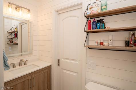 727 Sleepy Hollow Drive Uniontown OH 44685