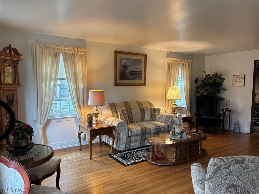 365 Genesee Avenue NE Warren OH 44483