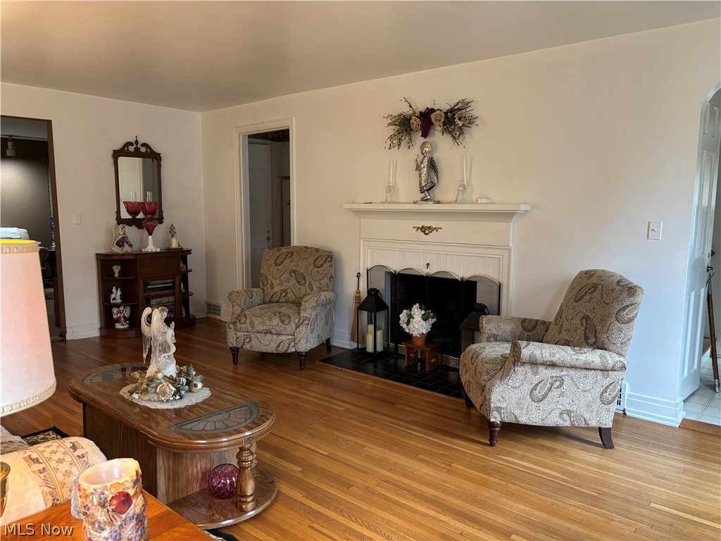 365 Genesee Avenue NE Warren OH 44483