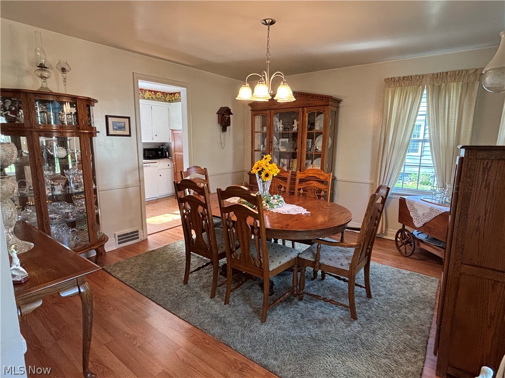 365 Genesee Avenue NE Warren OH 44483