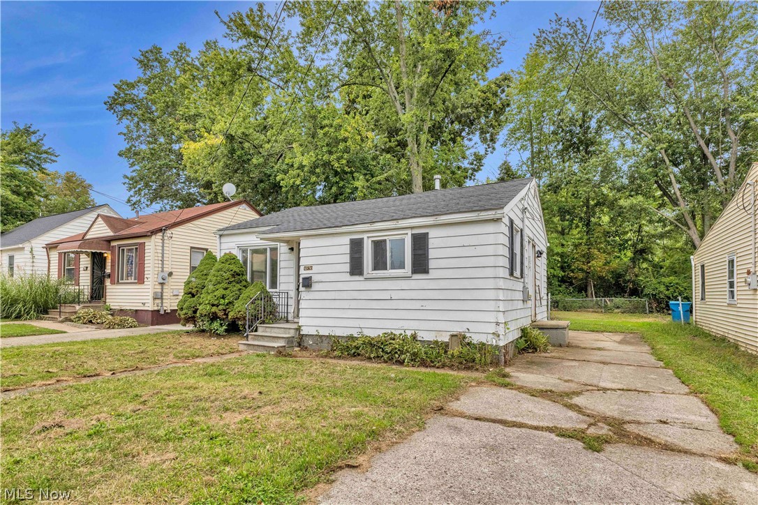 1936 Tait Street Lorain OH 44053