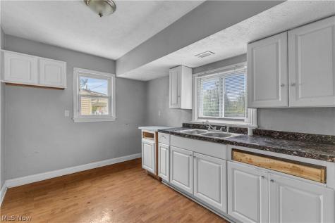 1936 Tait Street Lorain OH 44053