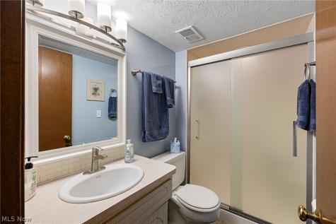 13760 Arrowhead Trail Middleburg Heights OH 44130