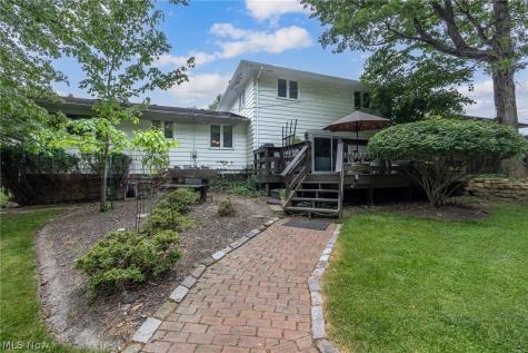 13760 Arrowhead Trail Middleburg Heights OH 44130