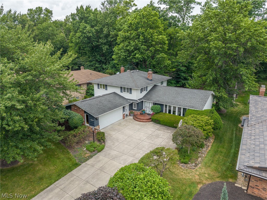 13760 Arrowhead Trail Middleburg Heights OH 44130