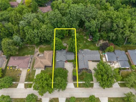 13760 Arrowhead Trail Middleburg Heights OH 44130