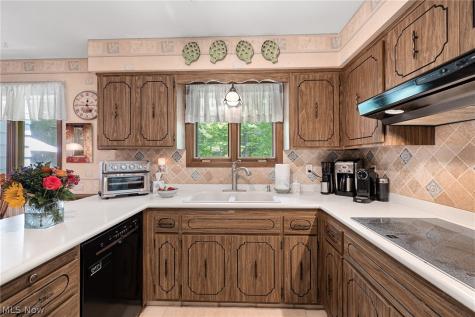 13760 Arrowhead Trail Middleburg Heights OH 44130