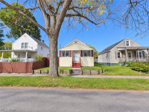 1271 Nestor Avenue Akron OH 44314