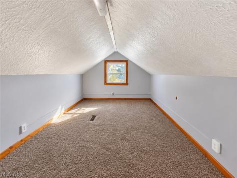 1271 Nestor Avenue Akron OH 44314