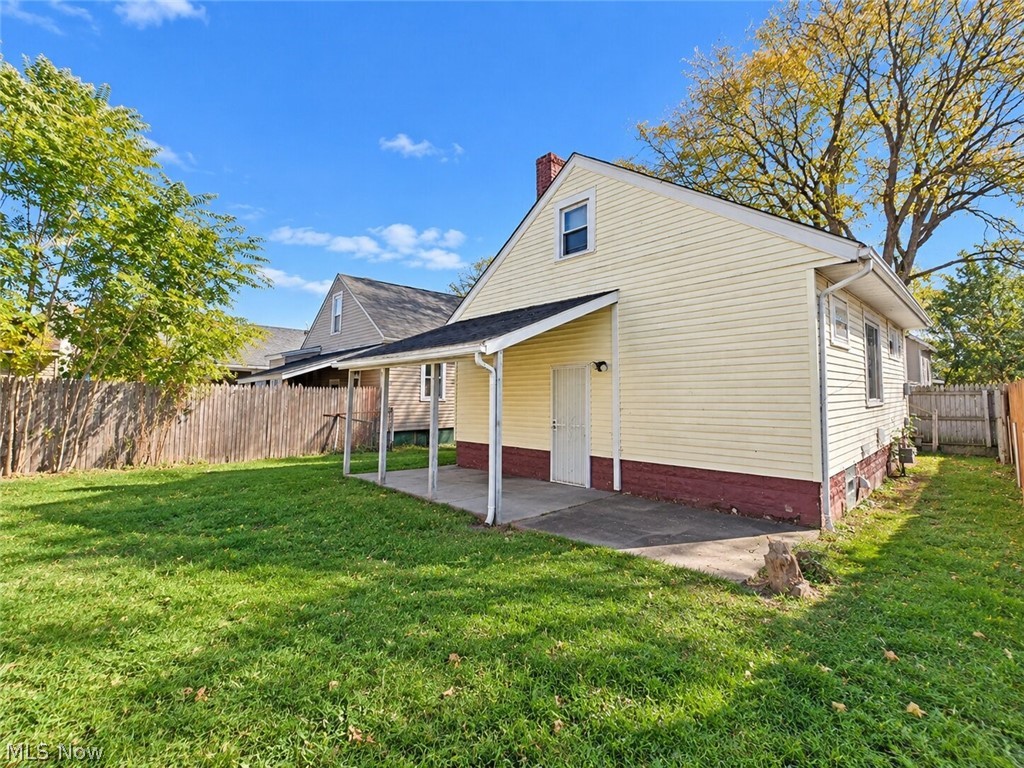 1271 Nestor Avenue Akron OH 44314