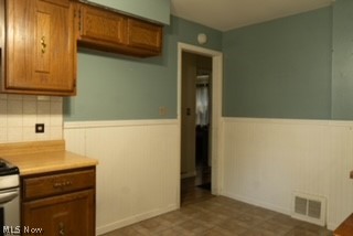 1176 Easton Drive Akron OH 44310