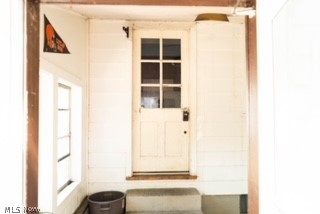 1176 Easton Drive Akron OH 44310
