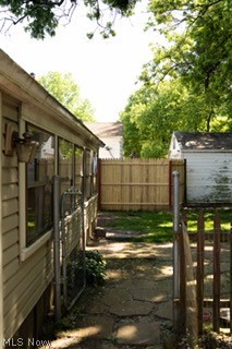 1176 Easton Drive Akron OH 44310