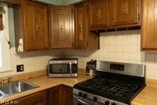 1176 Easton Drive Akron OH 44310