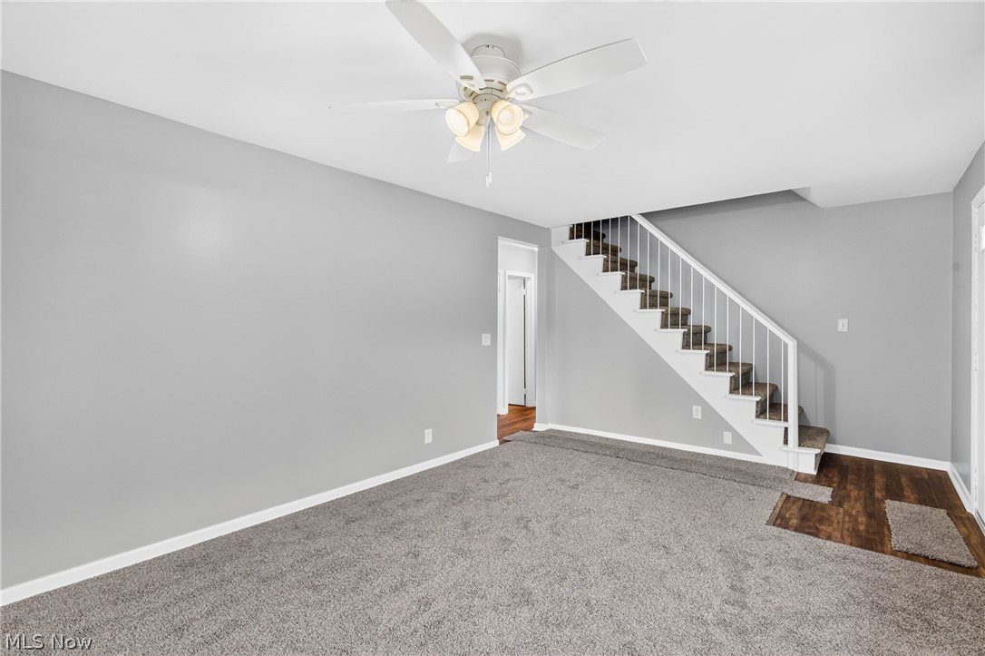 214 Oak Knoll Street Niles OH 44446