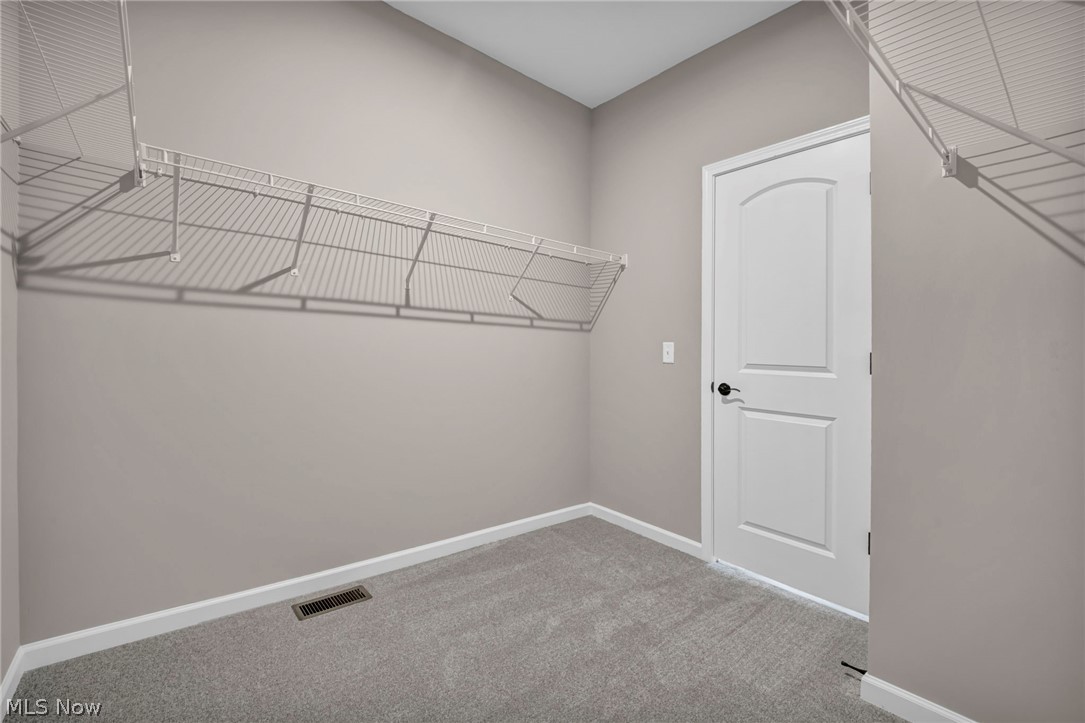 824 Colesbourne Circle Green OH 44685