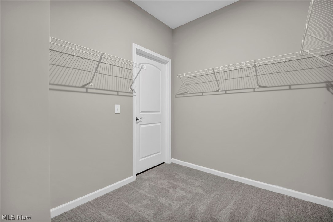 824 Colesbourne Circle Green OH 44685