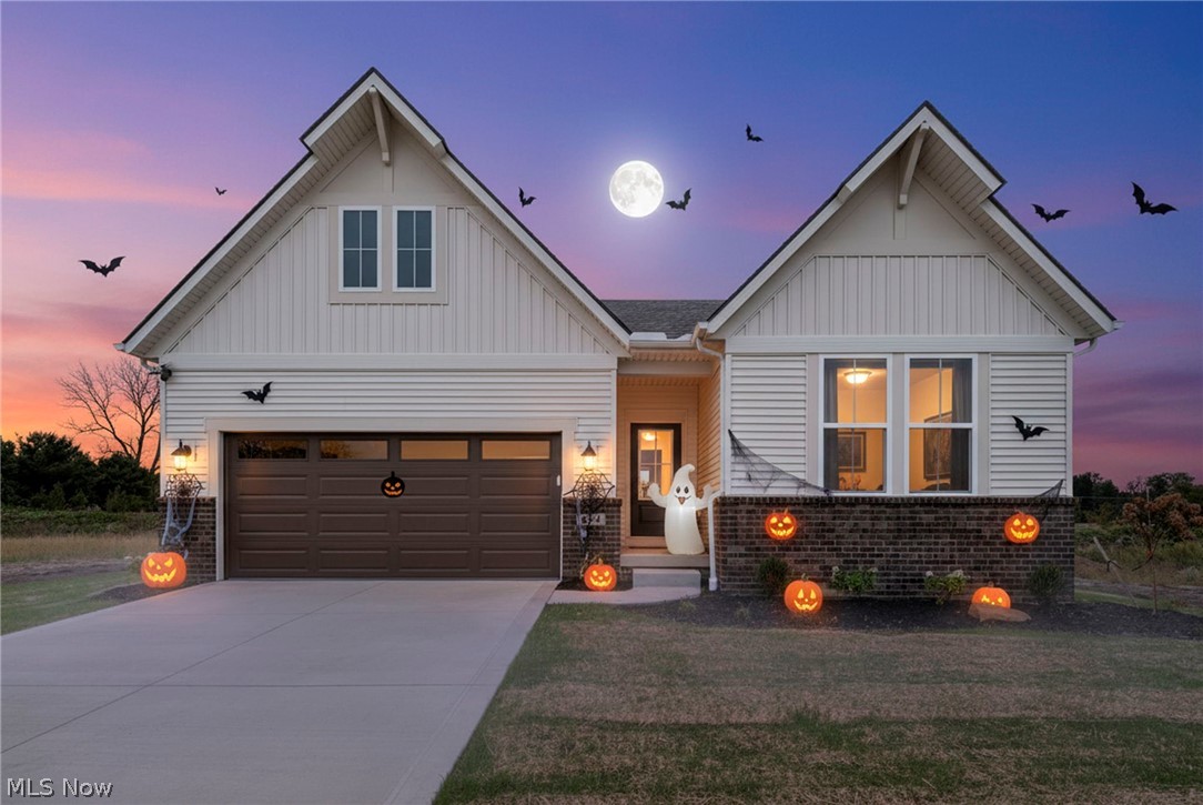 824 Colesbourne Circle Green OH 44685