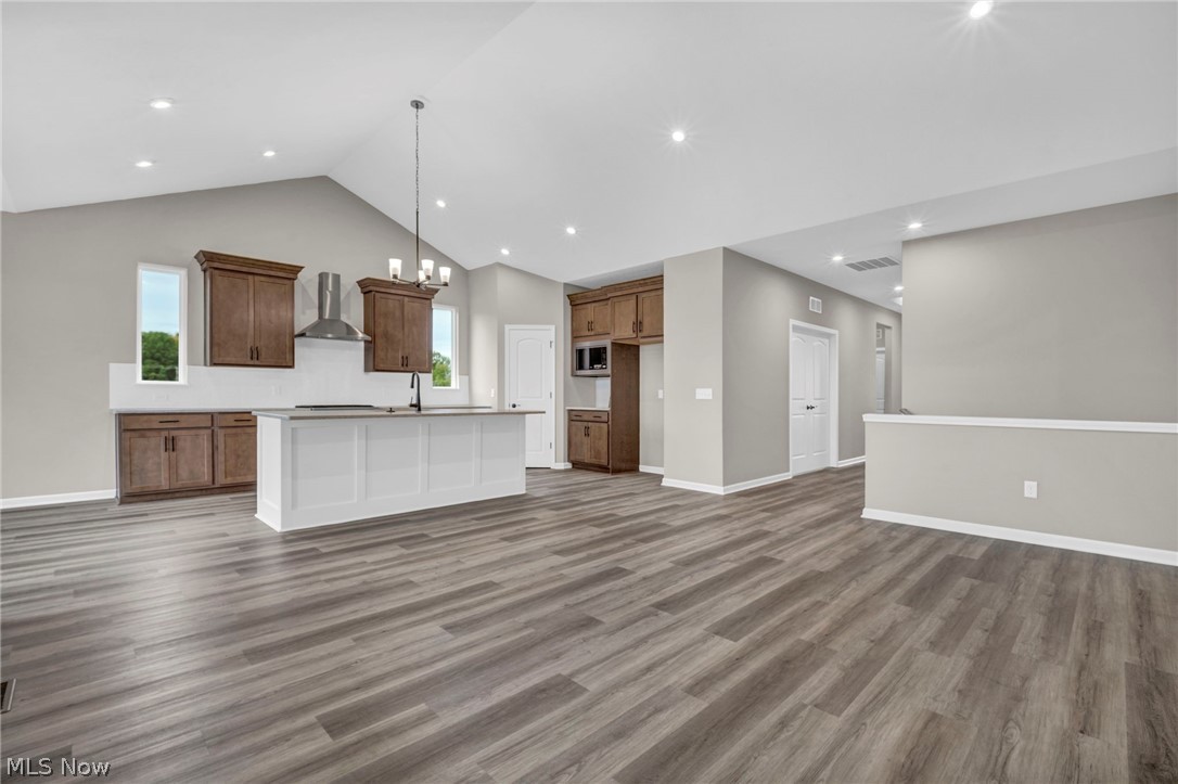 824 Colesbourne Circle Green OH 44685