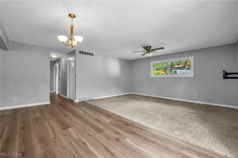 2633 Fairfax Street Streetsboro OH 44241