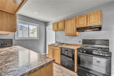2633 Fairfax Street Streetsboro OH 44241