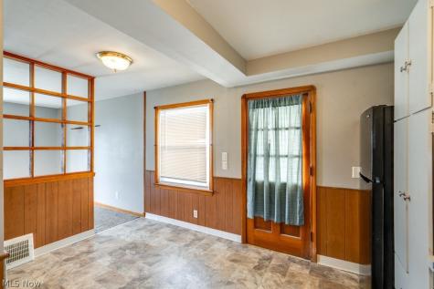 29800 Robert Street Wickliffe OH 44092