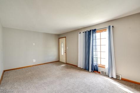 29800 Robert Street Wickliffe OH 44092