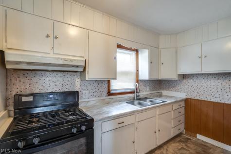 29800 Robert Street Wickliffe OH 44092