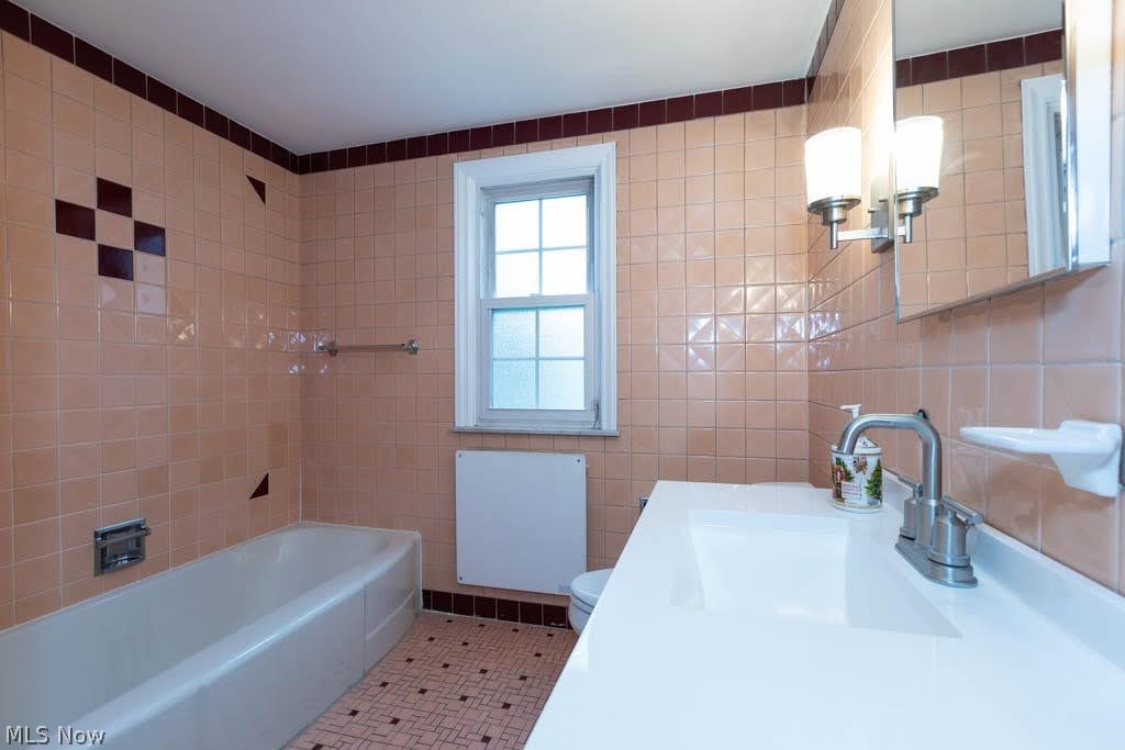 2099 Miramar Boulevard South Euclid OH 44121