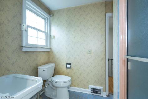 2099 Miramar Boulevard South Euclid OH 44121