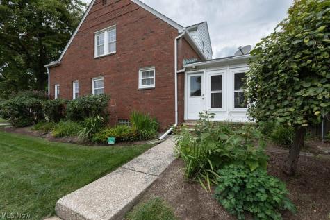 2099 Miramar Boulevard South Euclid OH 44121