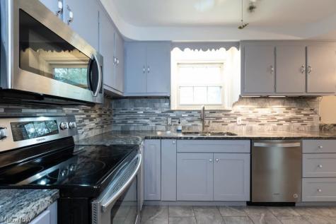 2099 Miramar Boulevard South Euclid OH 44121
