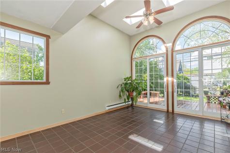 3306 Grenway Road Shaker Heights OH 44122