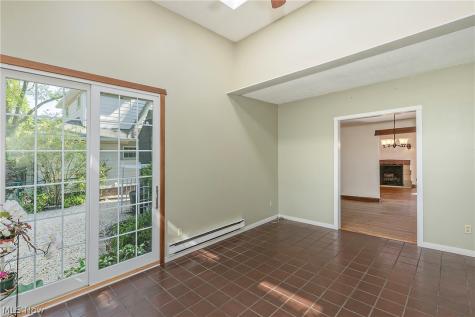 3306 Grenway Road Shaker Heights OH 44122