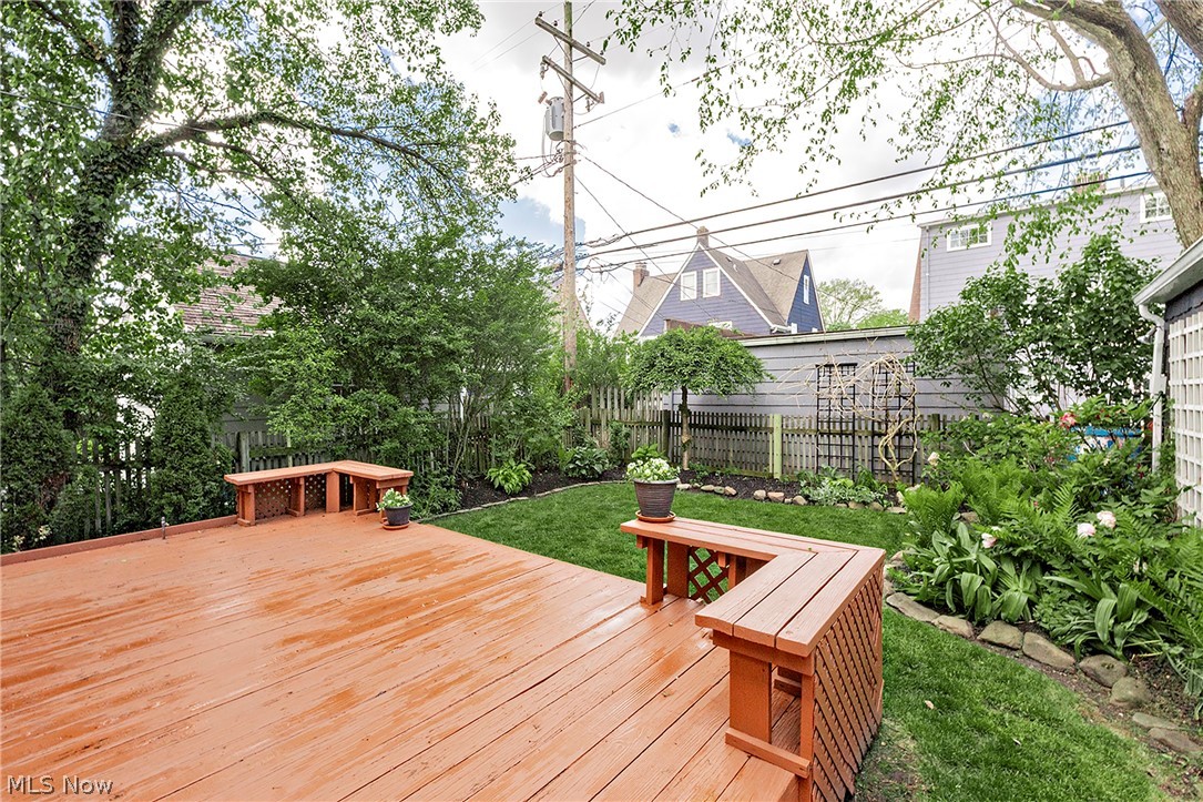 3306 Grenway Road Shaker Heights OH 44122