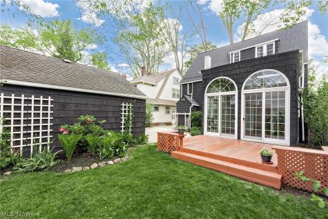 3306 Grenway Road Shaker Heights OH 44122