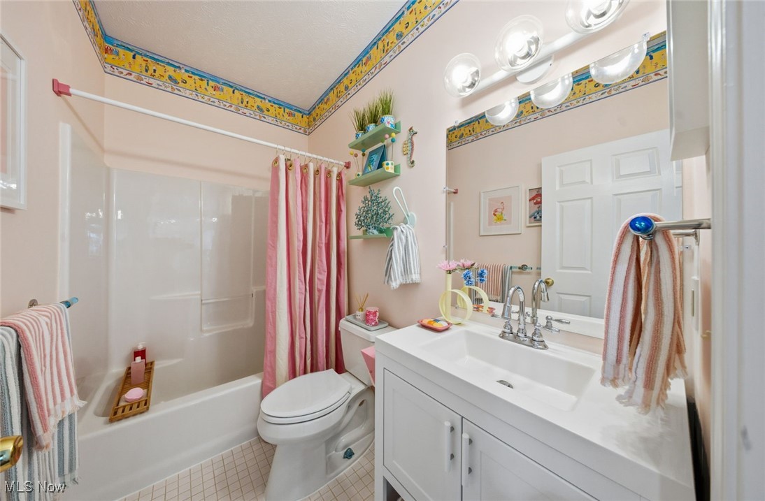 360 Kenilworth Road Bay Village OH 44140