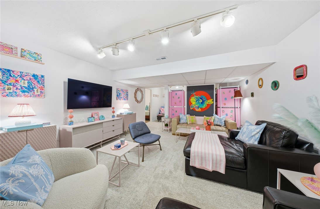 360 Kenilworth Road Bay Village OH 44140