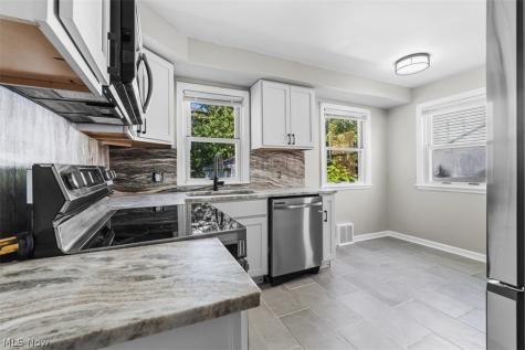 1500 Brainard Road Lyndhurst OH 44124