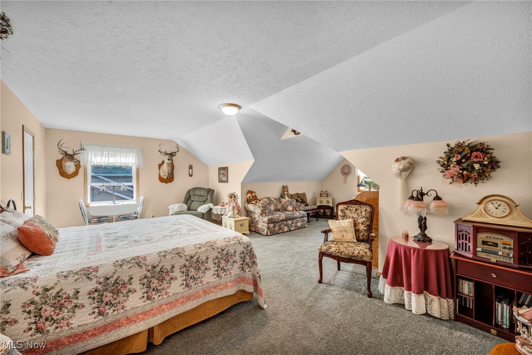 1073 Ashview Drive Madison OH 44057