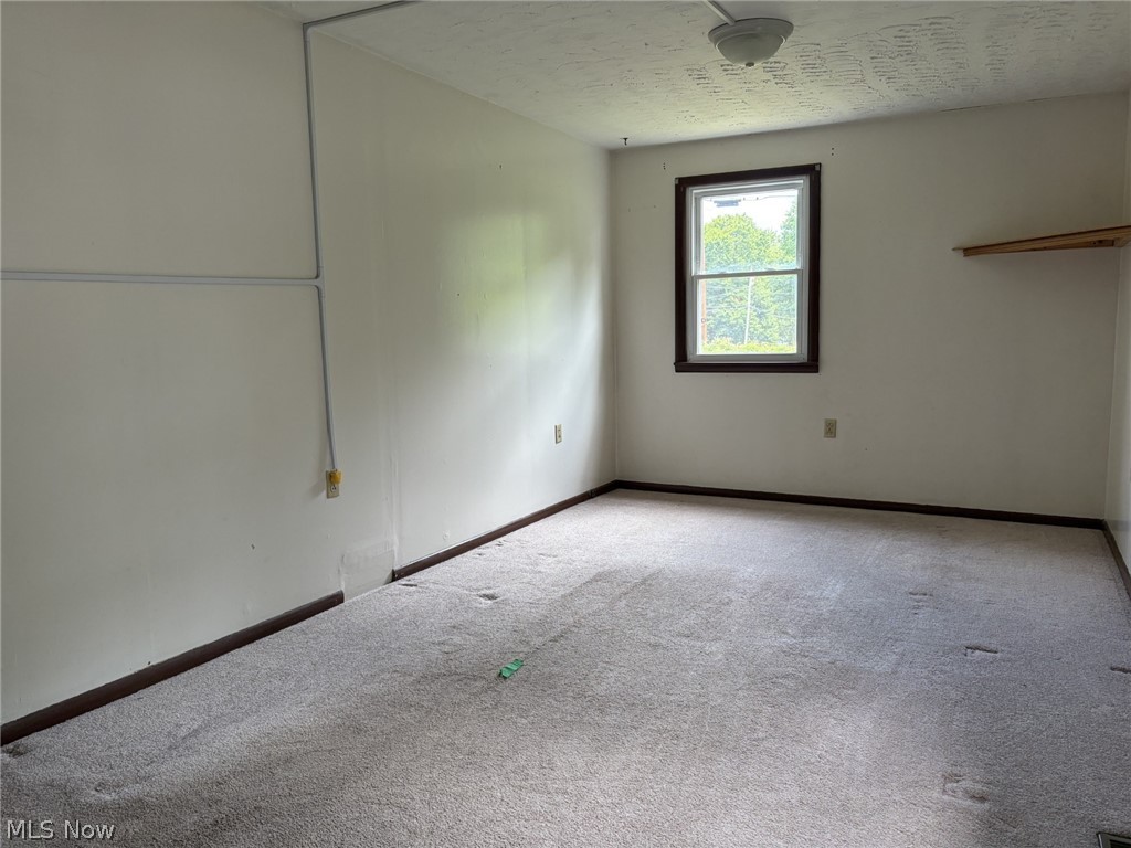 2418 Hillstock Avenue Akron OH 44312